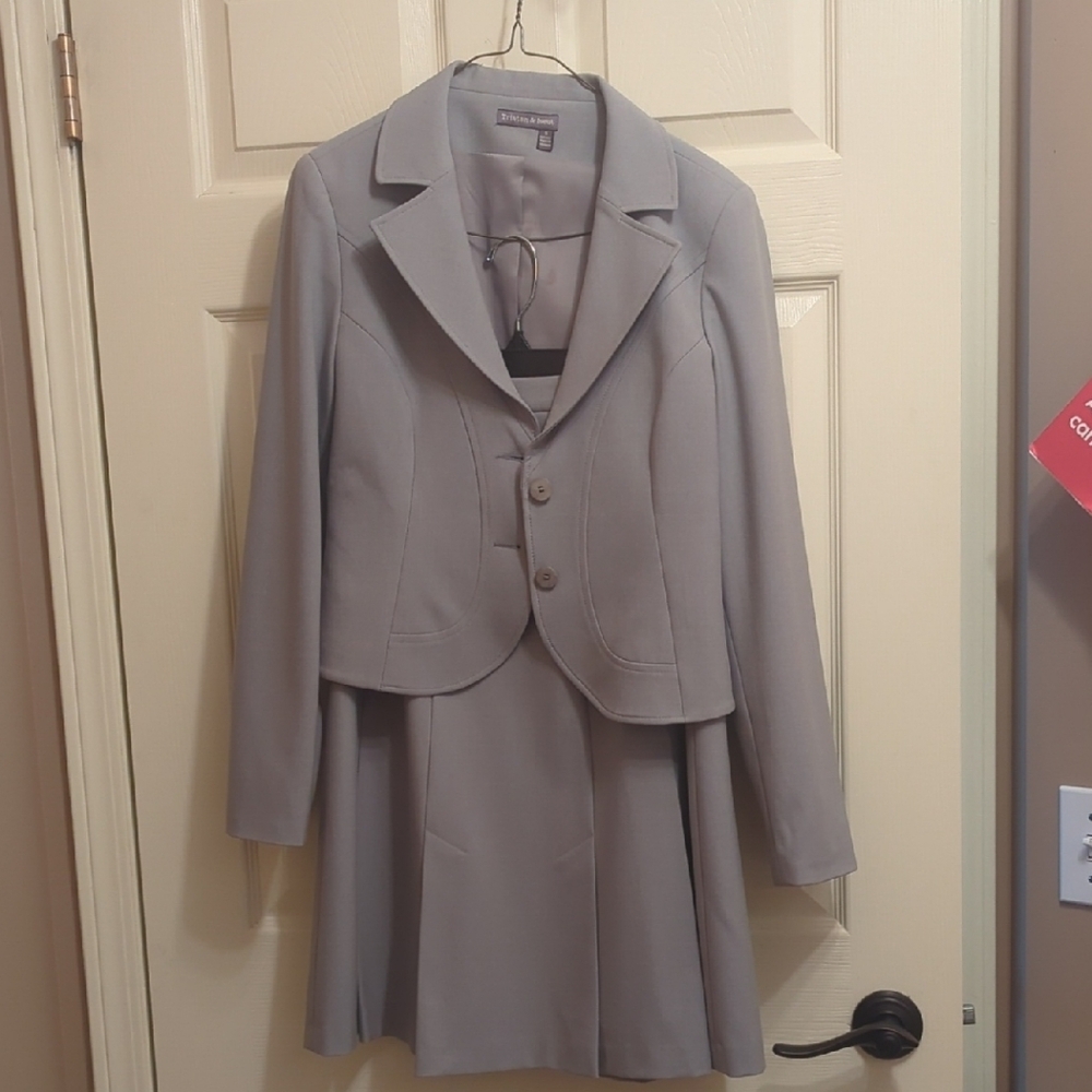 Tristan & Iseut Blazer, Skirt Classic Suit